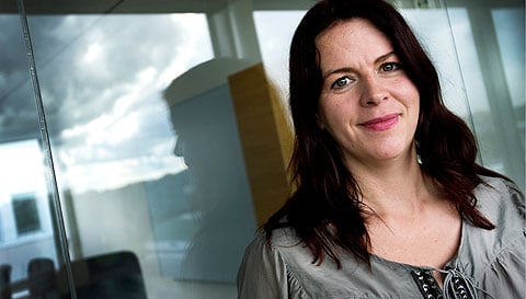 Det är inte ditt beslut att lägga ut information om andra. Tänk på dina barn, uppmanar Åsa Schwarz. Det är inte ditt beslut att lägga ut information om andra. Tänk på dina barn, uppmanar Åsa Schwarz.